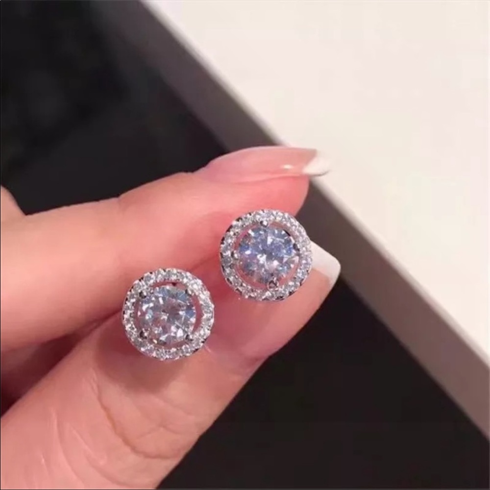 NEW 925 Silver Round Diamond Halo Stud Earrings - Picture 2 of 2